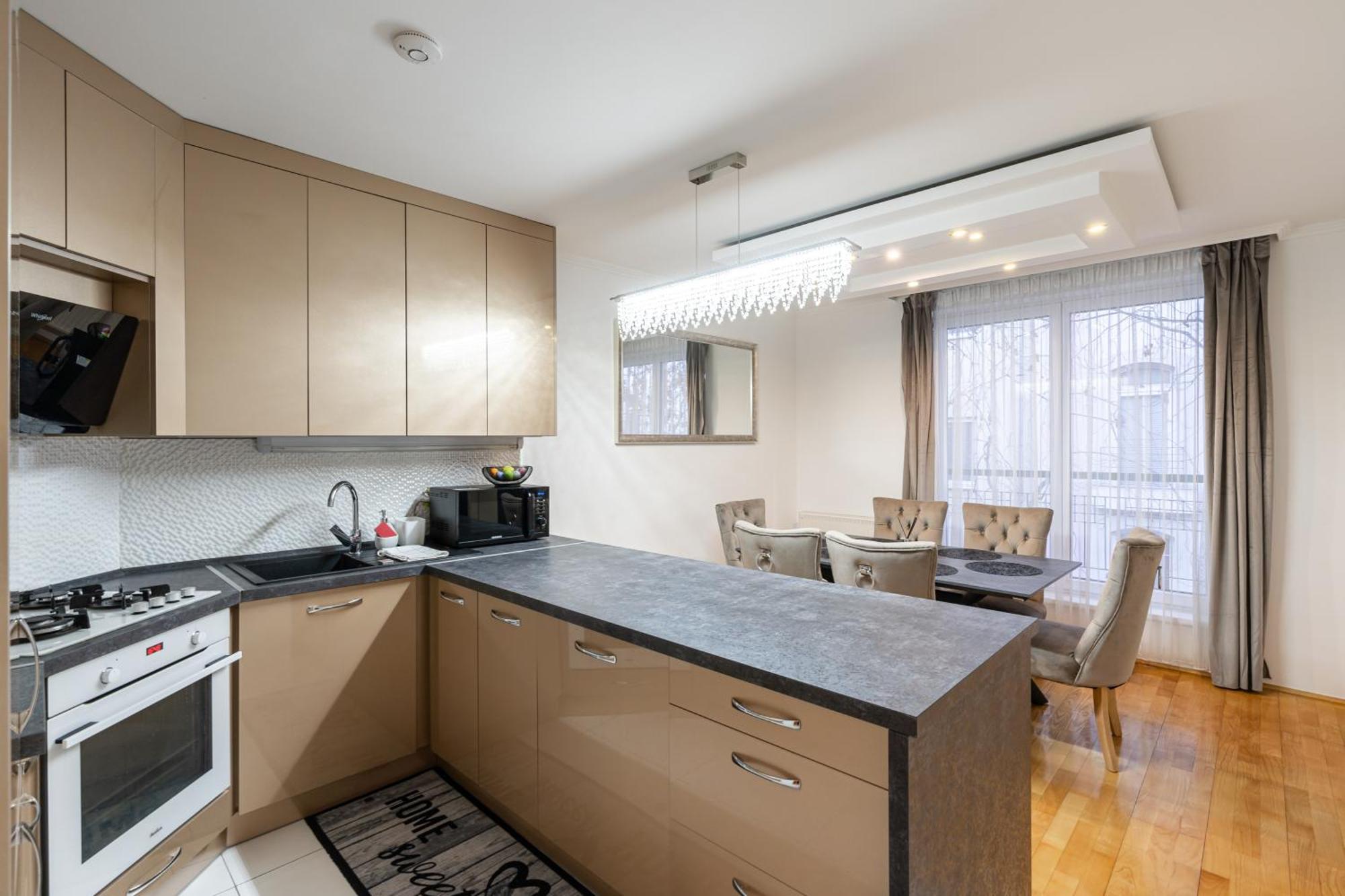 Beautiful Three Bedrooms Apartment With Free Parking Close To The Danube Coast Budapest Extérieur photo